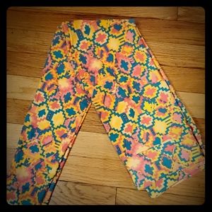 One size lularoe leggings